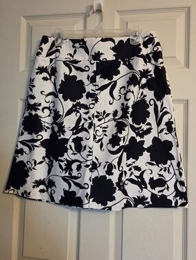Outfit JPR Black & White Floral A-Line Skirt Size 12P